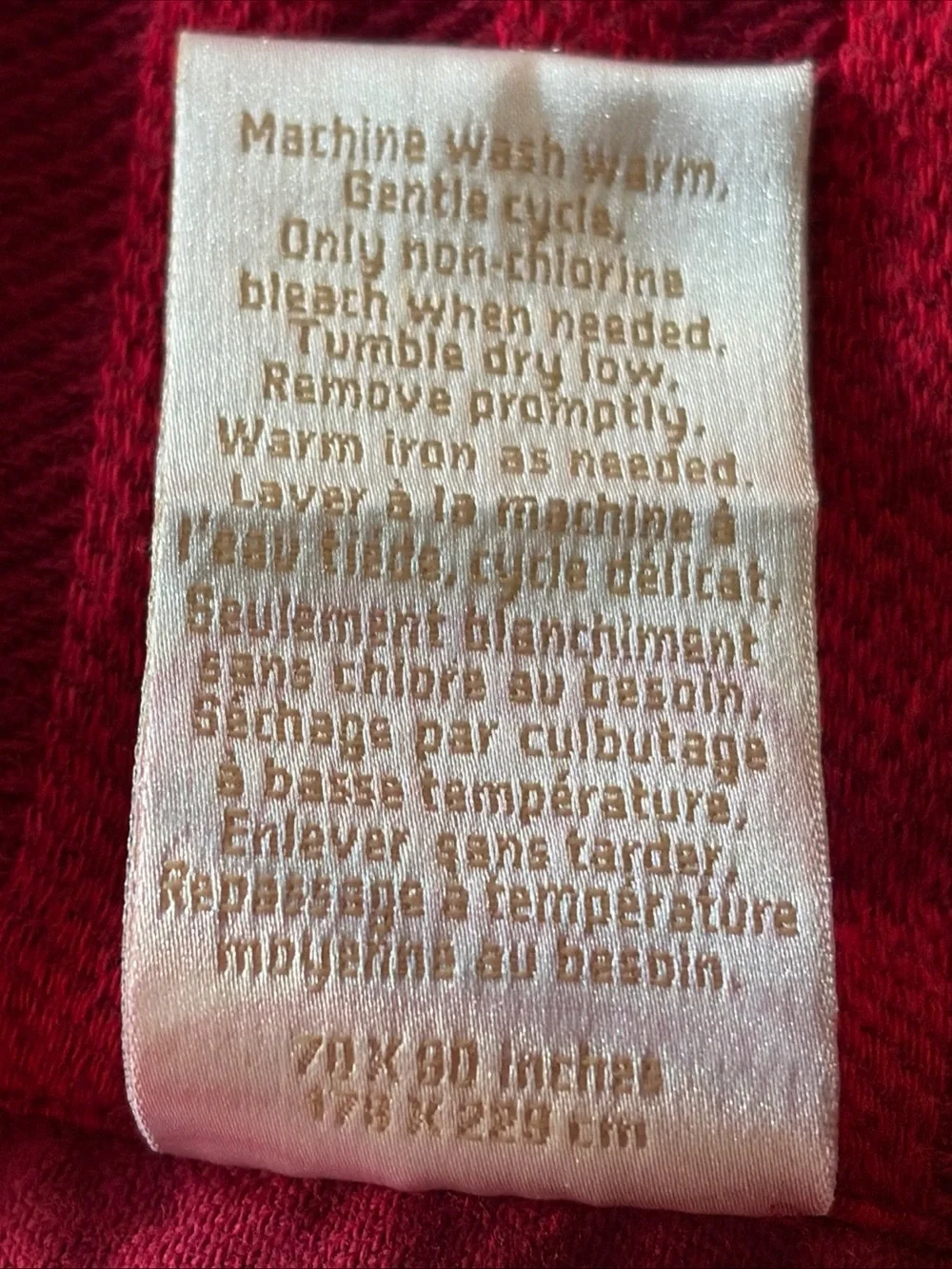 WILLIAMS-SONOMA Tailored Stripe Tablecloth 100% cotton 70x90 Red 2007 India